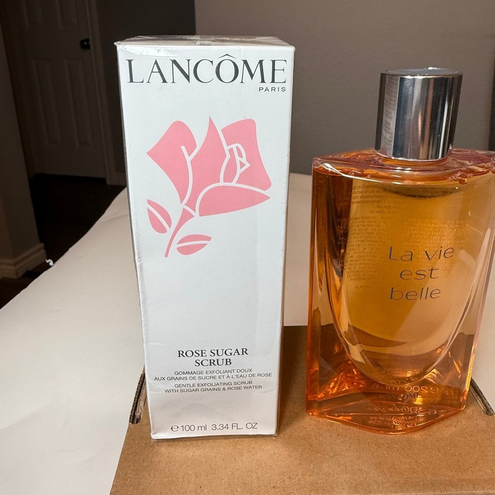 NEW LANCOME La Vie est Belle Shower Gel 6.7oz & Rose Sugar Scrub 3.34 fl oz. - Picture 3 of 7